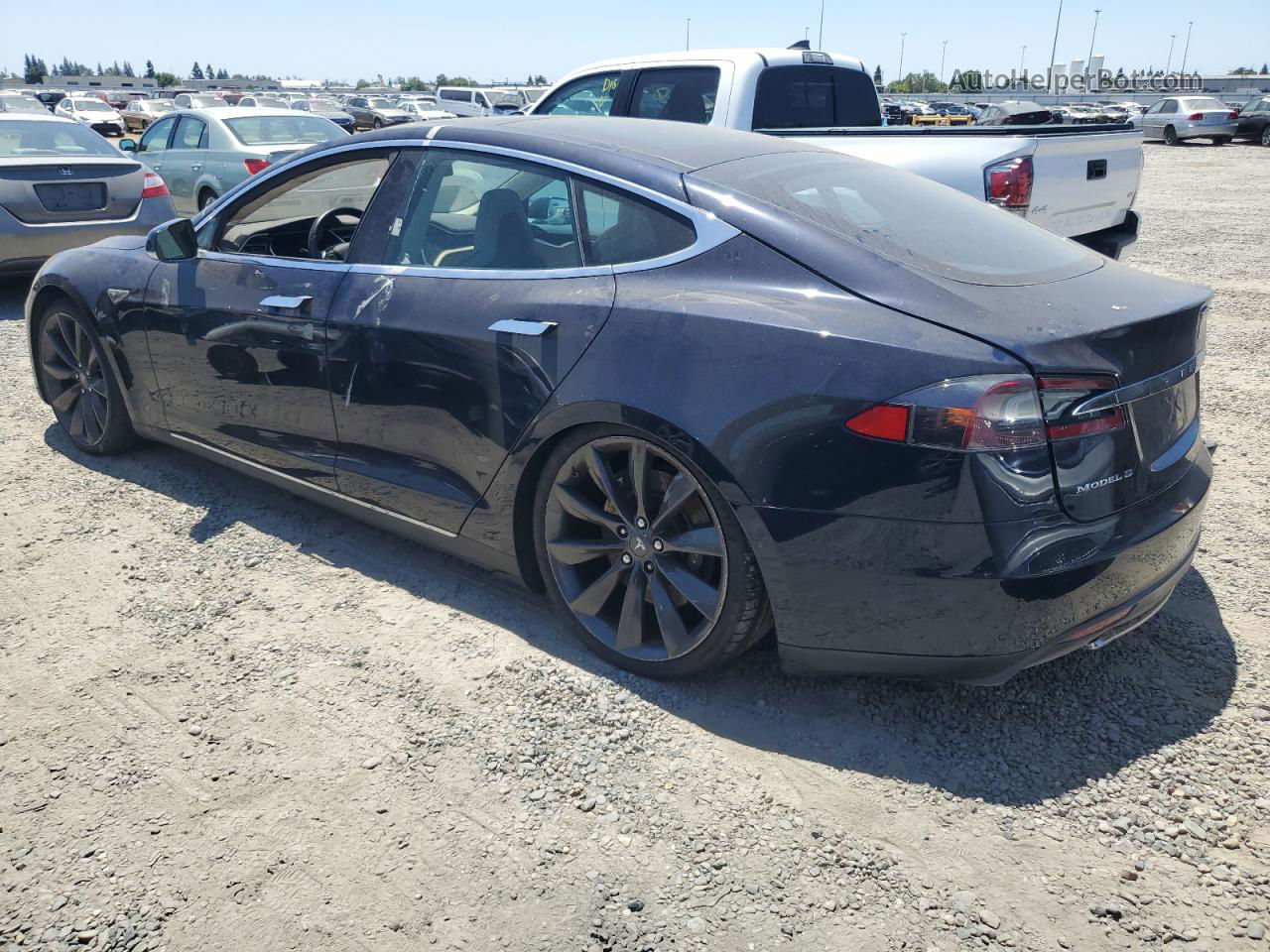 2013 Tesla Model S  Black vin: 5YJSA1DP7DFP18297