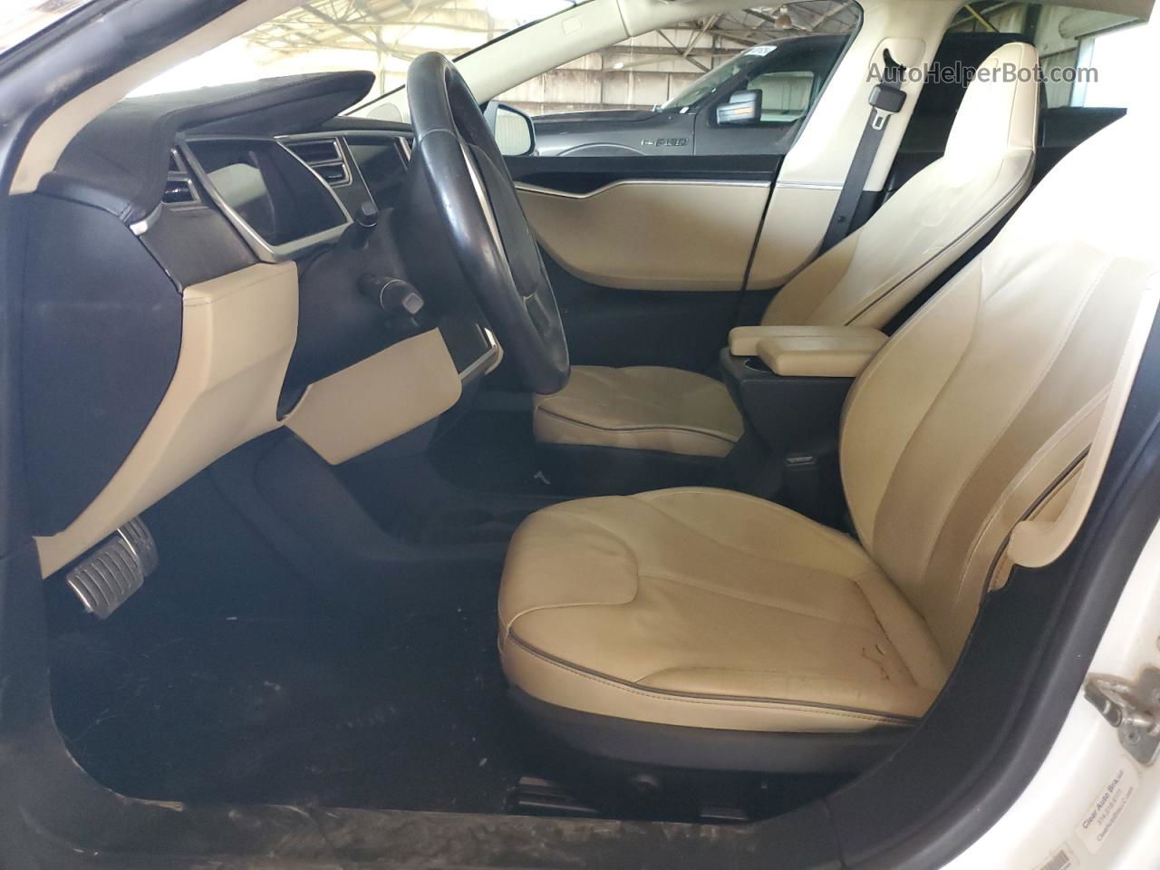 2013 Tesla Model S  Белый vin: 5YJSA1DP8DFP16364