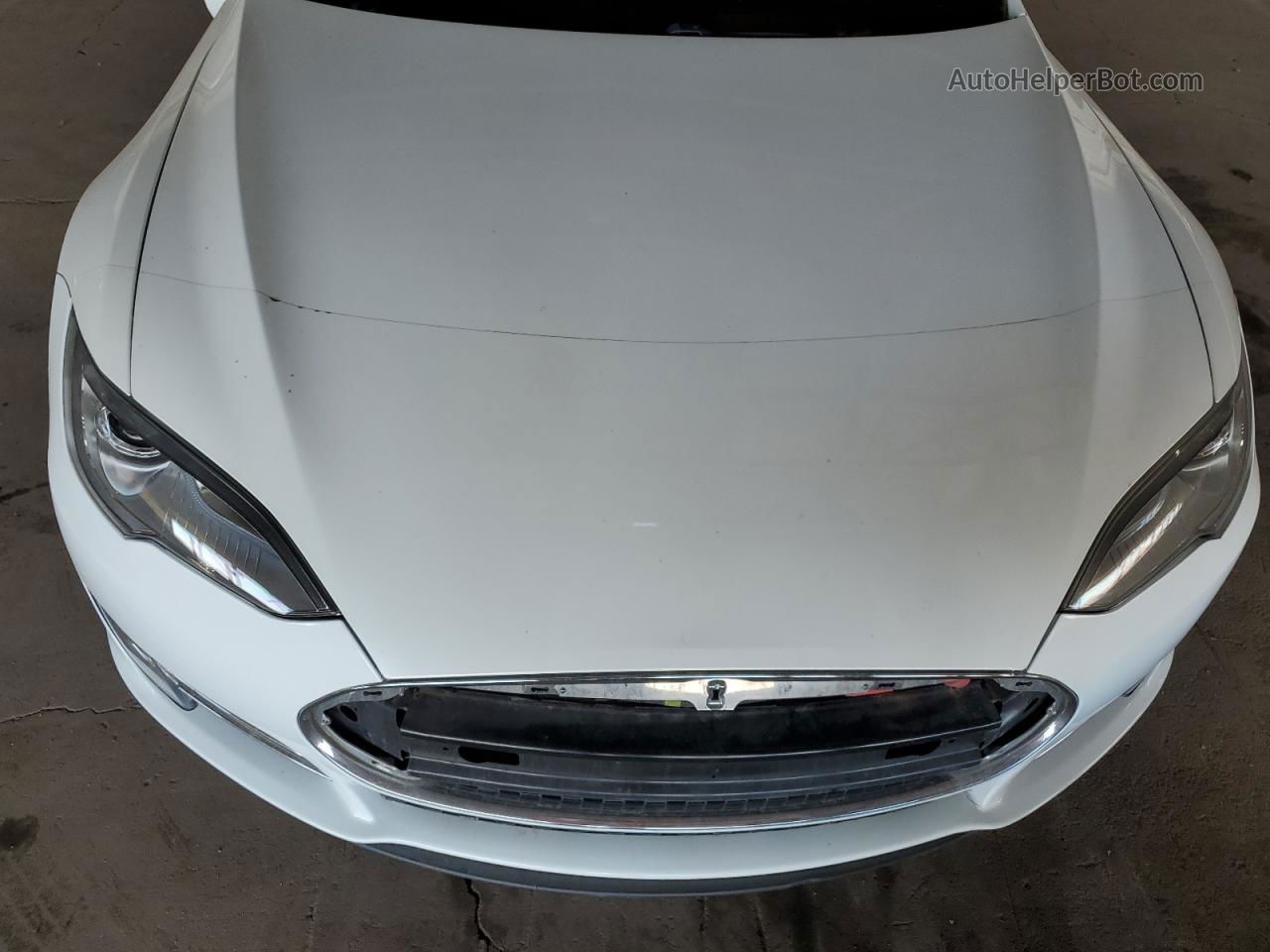 2013 Tesla Model S  Белый vin: 5YJSA1DP8DFP16364