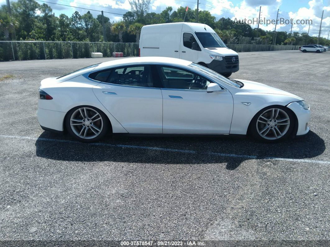 2013 Tesla Model S Performance White vin: 5YJSA1DP8DFP26134