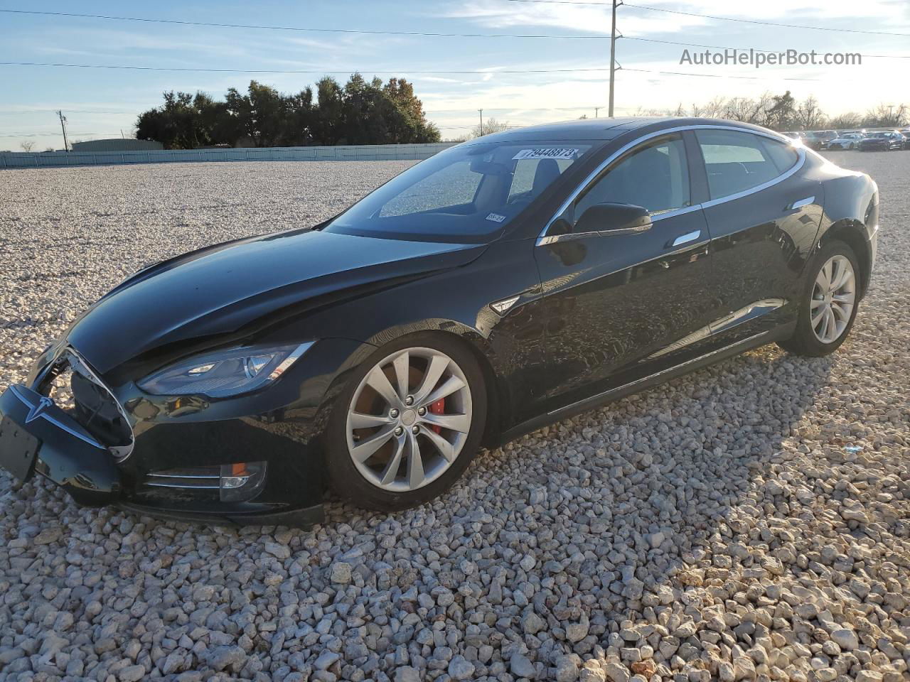 2013 Tesla Model S  Черный vin: 5YJSA1DPXDFP21825