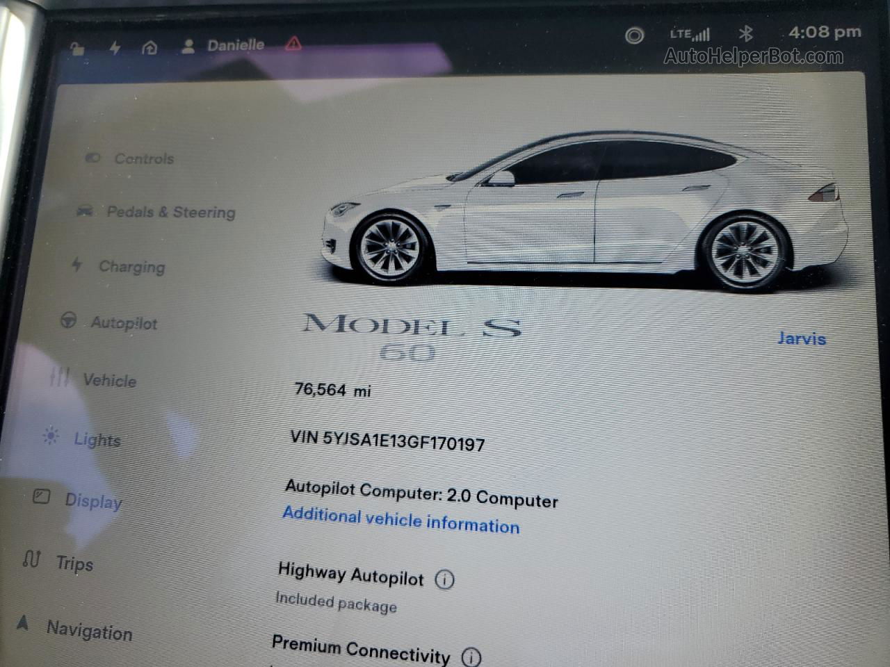 2016 Tesla Model S  White vin: 5YJSA1E13GF170197