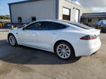 2016 Tesla Model S  White vin: 5YJSA1E13GF170197