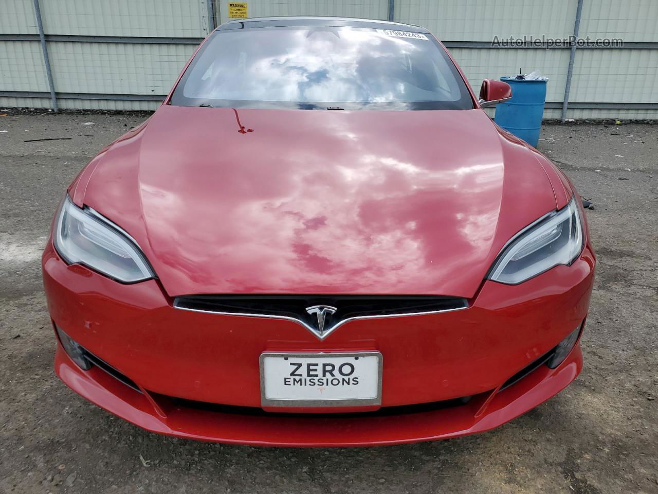 2016 Tesla Model S  Red vin: 5YJSA1E14GF166806