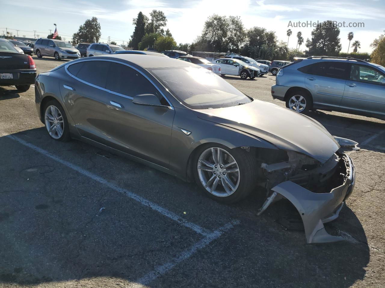 2016 Tesla Model S  Brown vin: 5YJSA1E15GF136326