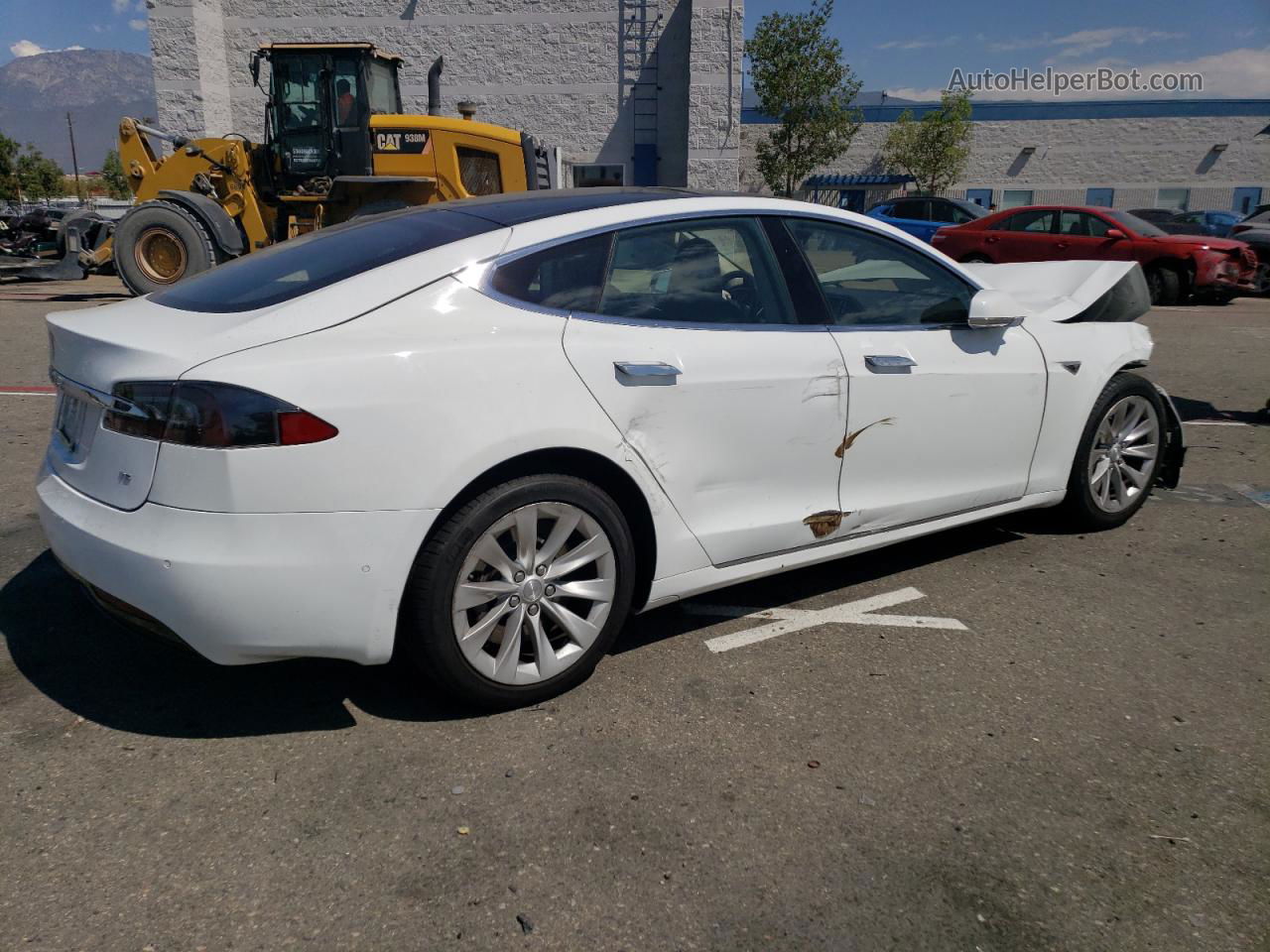 2016 Tesla Model S  White vin: 5YJSA1E15GF149450