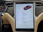 2016 Tesla Model S  Красный vin: 5YJSA1E16GF159243