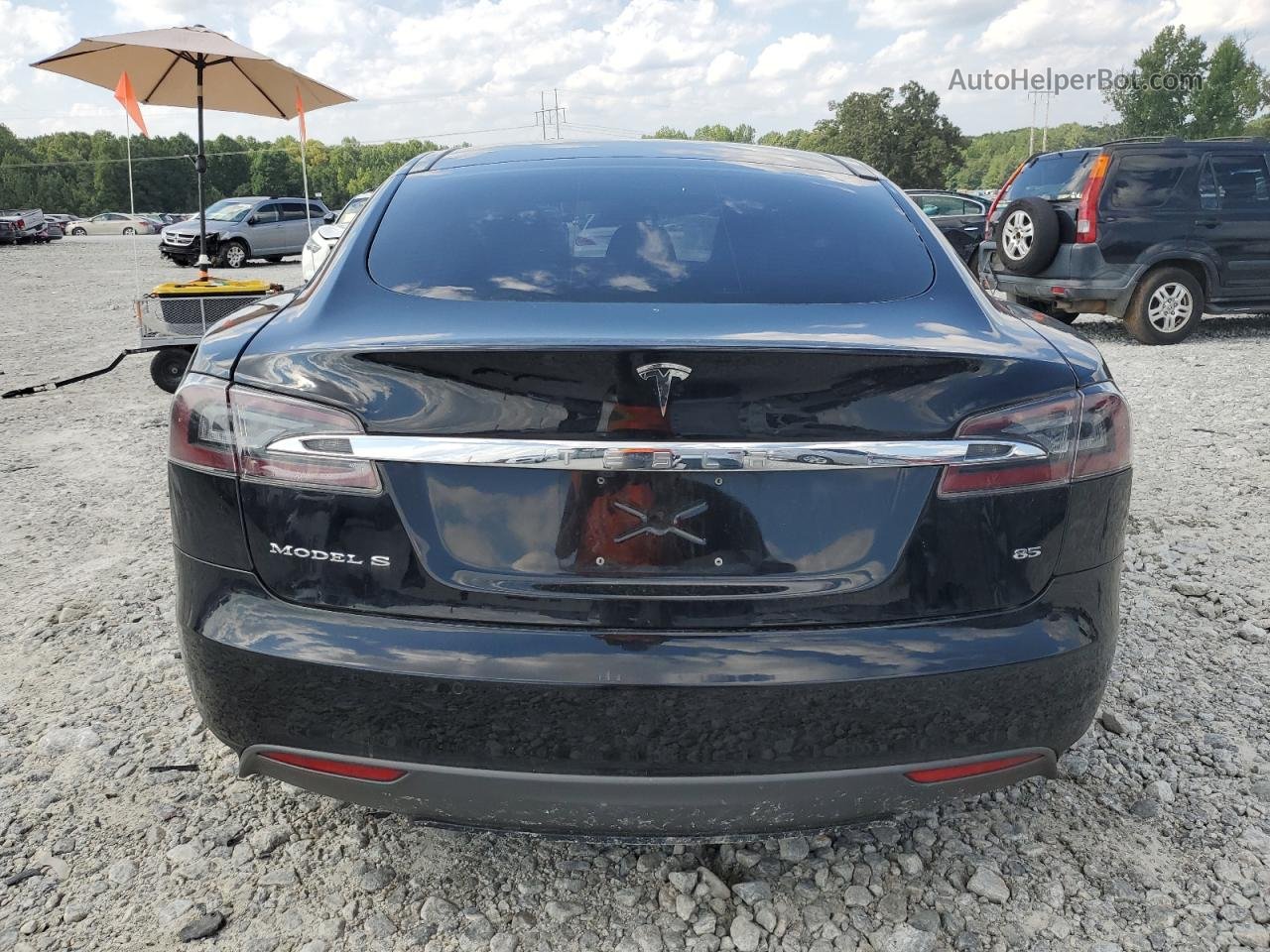2015 Tesla Model S  Black vin: 5YJSA1E17FF116965