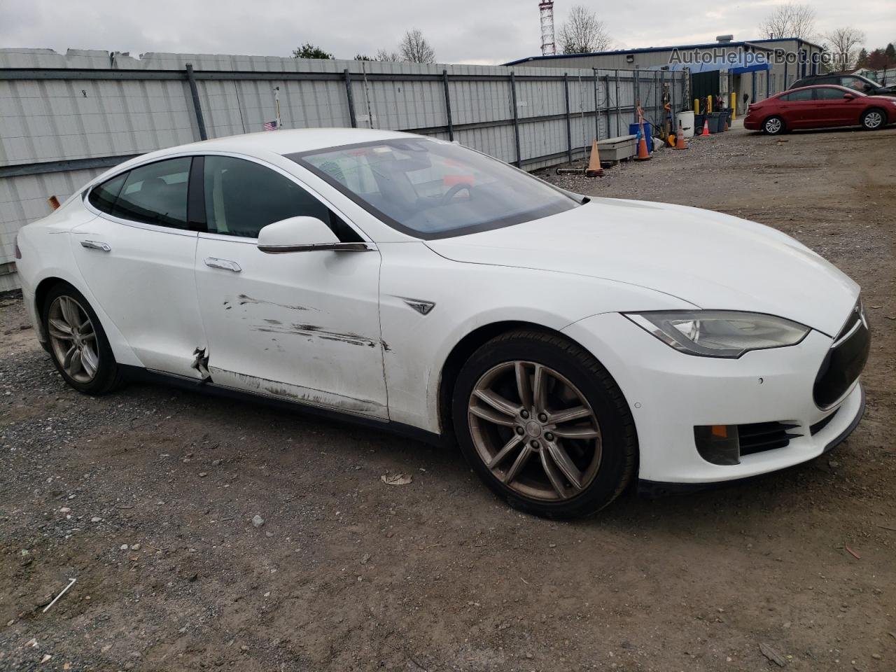 2016 Tesla Model S  Белый vin: 5YJSA1E17GF130043