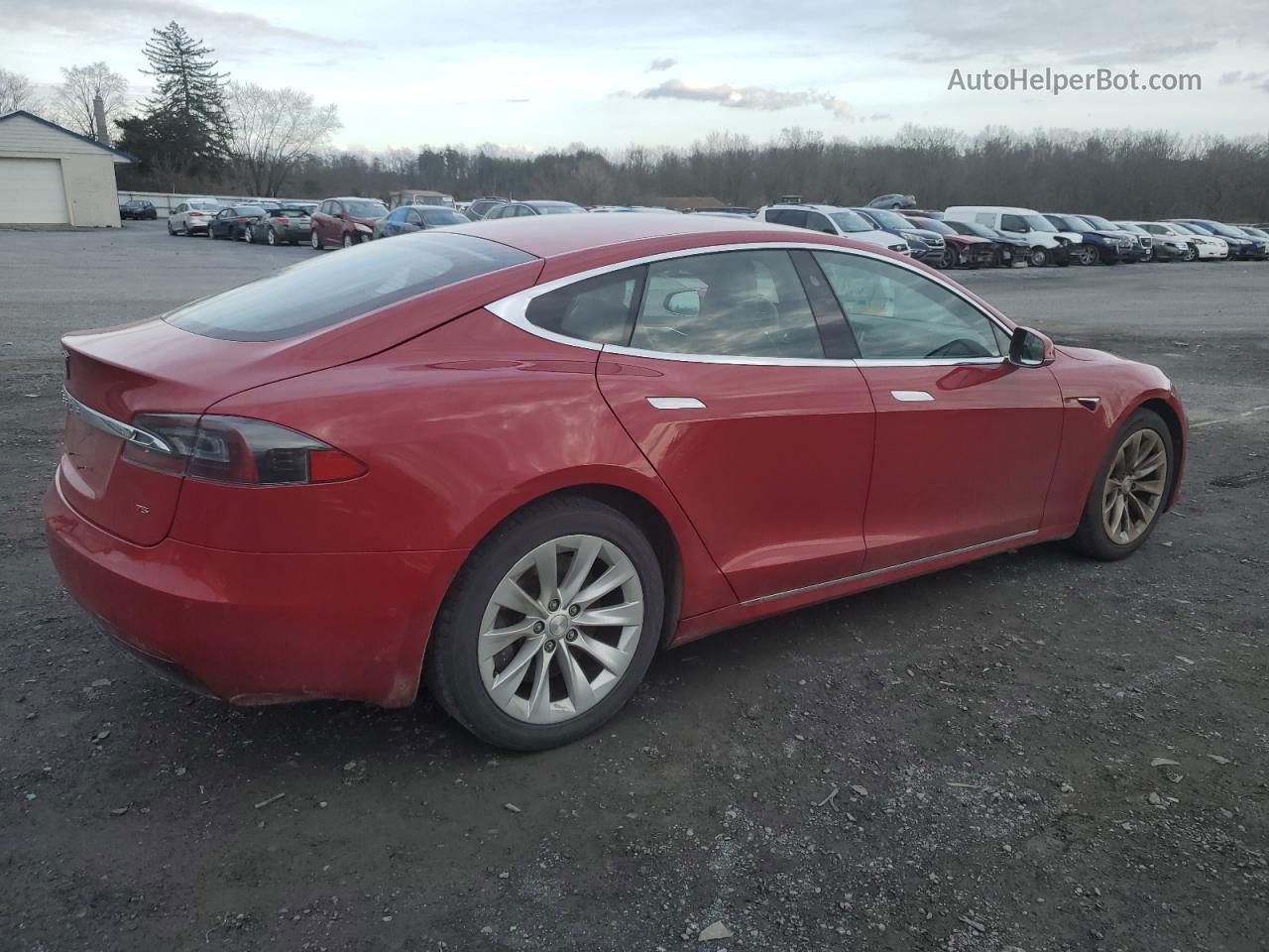 2016 Tesla Model S  Red vin: 5YJSA1E17GF170638