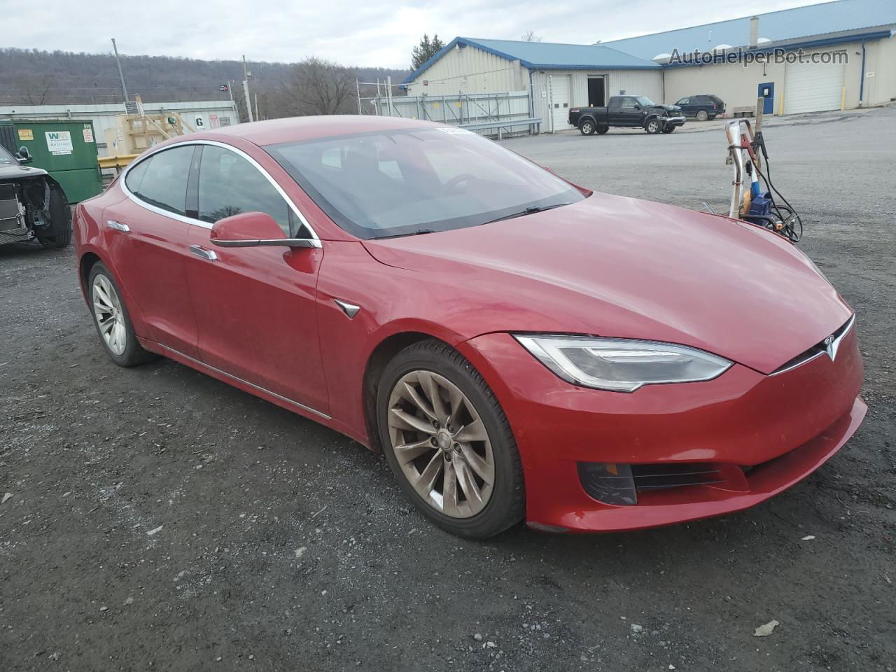 2016 Tesla Model S  Red vin: 5YJSA1E17GF170638