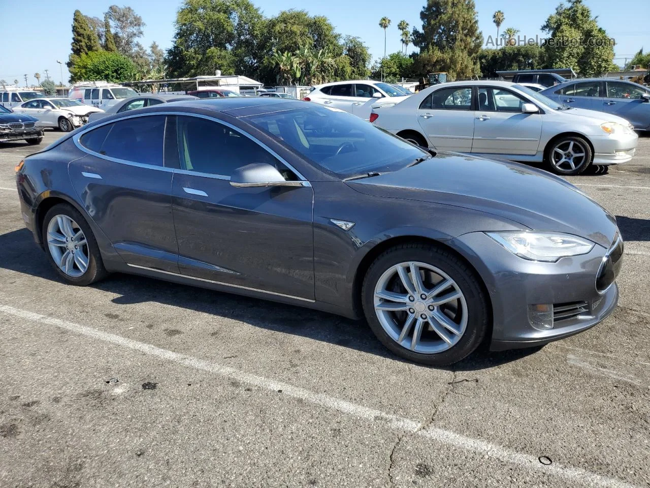 2015 Tesla Model S  Угольный vin: 5YJSA1E19FF102713