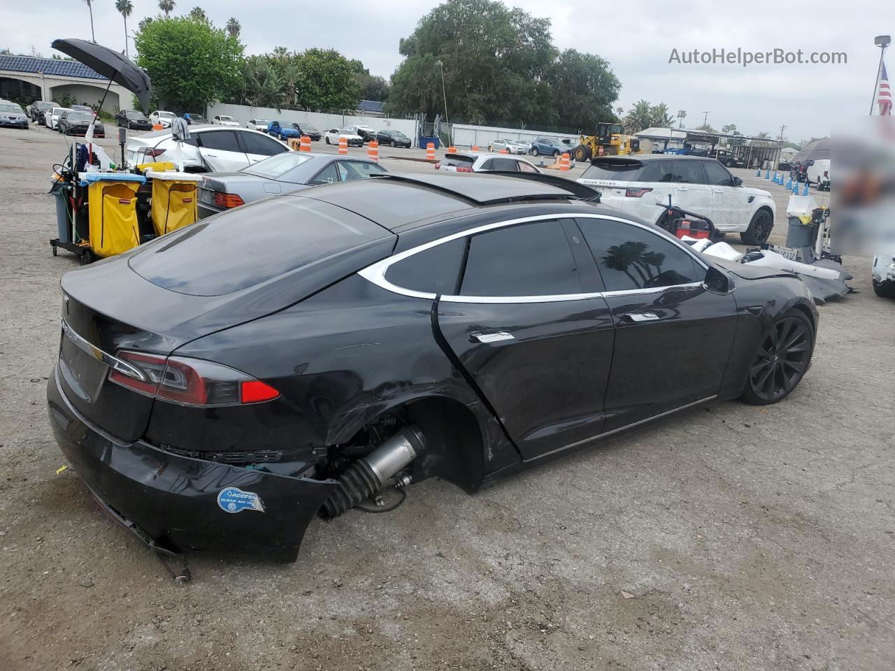 2018 Tesla Model S  Black vin: 5YJSA1E20JF261640