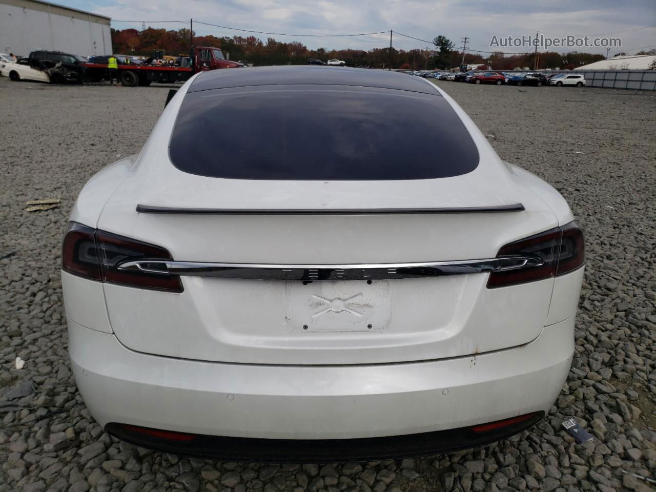 2019 Tesla Model S  Белый vin: 5YJSA1E20KF303841