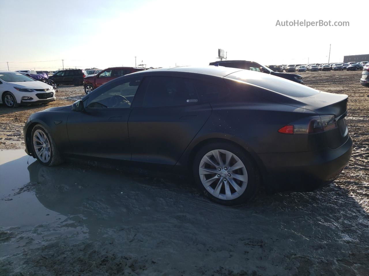 2016 Tesla Model S  Black vin: 5YJSA1E21GF143640