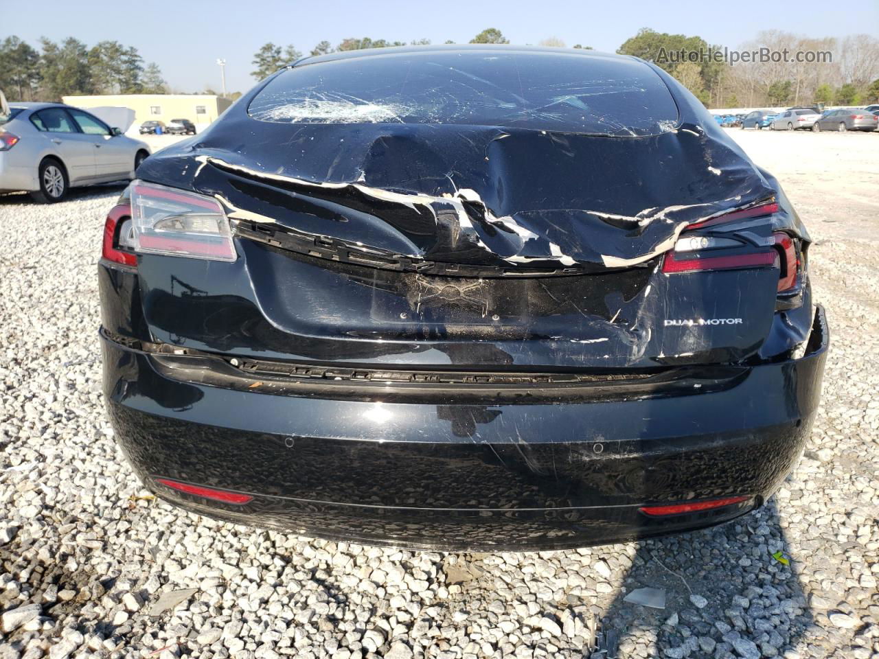 2020 Tesla Model S  Black vin: 5YJSA1E21LF370594