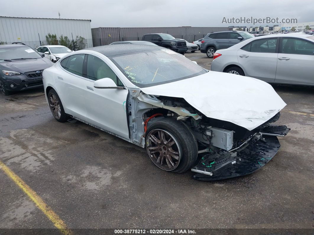 2020 Tesla Model S Long Range Dual Motor All-wheel Drive/long Range Plus Dual Motor All-wheel Drive White vin: 5YJSA1E21LF381840