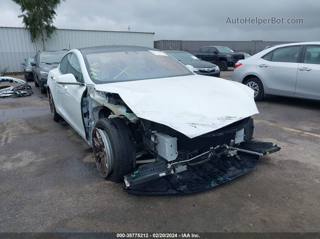 2020 Tesla Model S Long Range Dual Motor All-wheel Drive/long Range Plus Dual Motor All-wheel Drive White vin: 5YJSA1E21LF381840