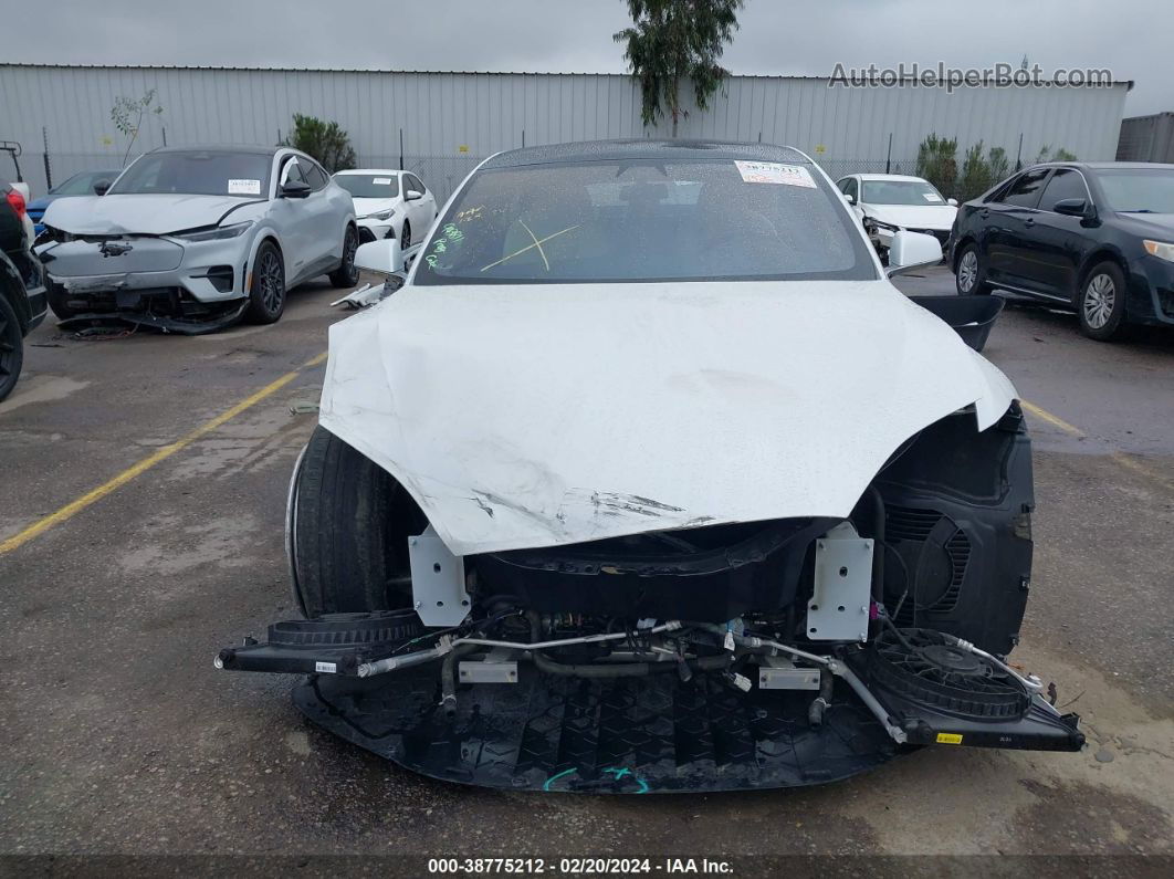 2020 Tesla Model S Long Range Dual Motor All-wheel Drive/long Range Plus Dual Motor All-wheel Drive White vin: 5YJSA1E21LF381840