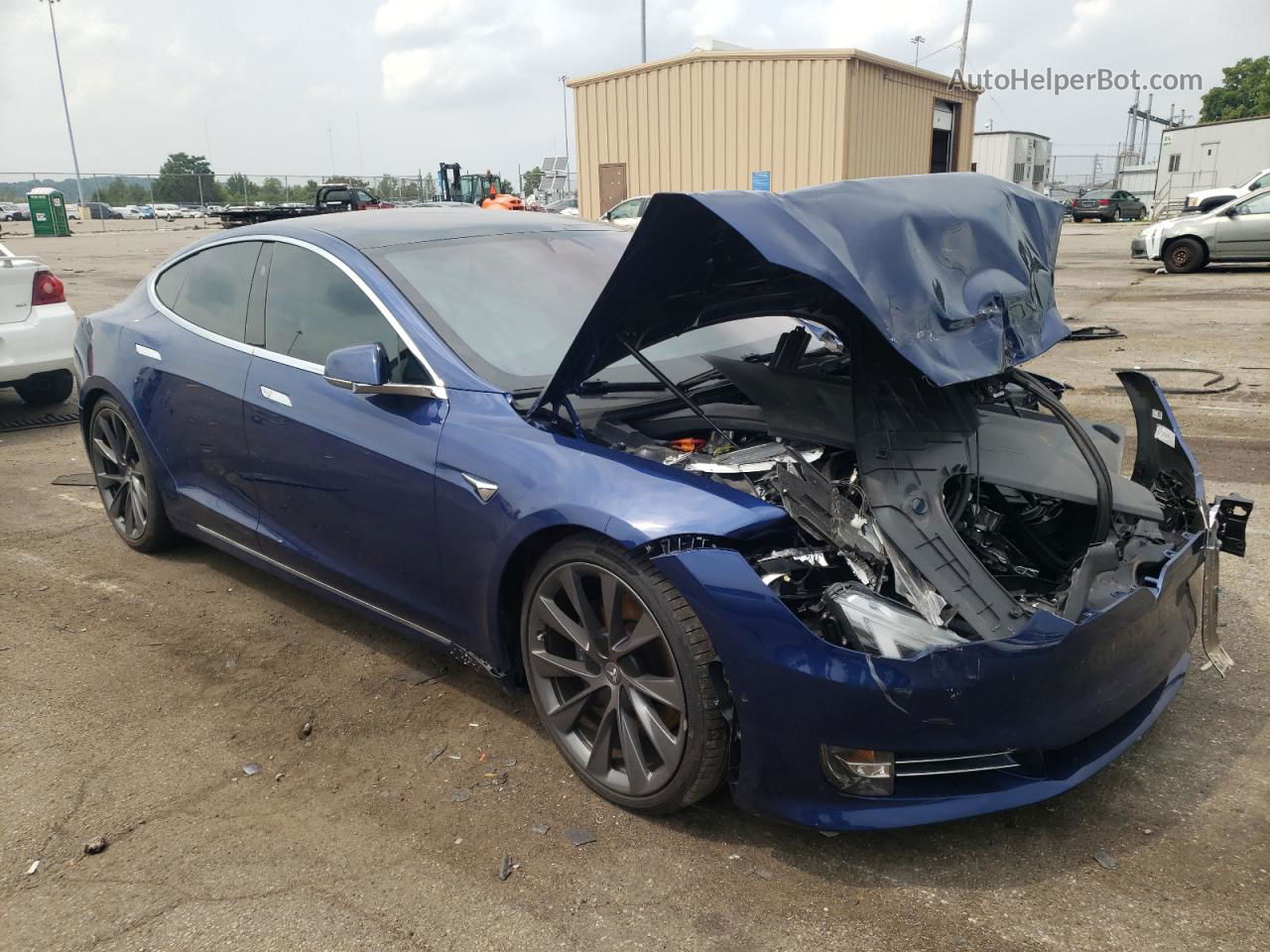 2021 Tesla Model S  Blue vin: 5YJSA1E21MF424056