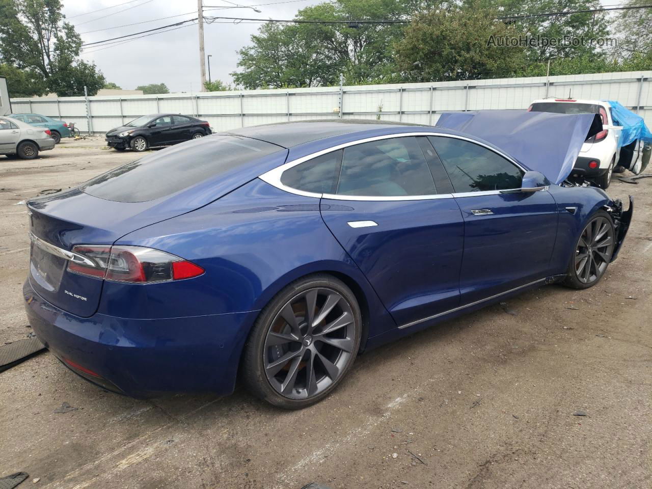 2021 Tesla Model S  Blue vin: 5YJSA1E21MF424056