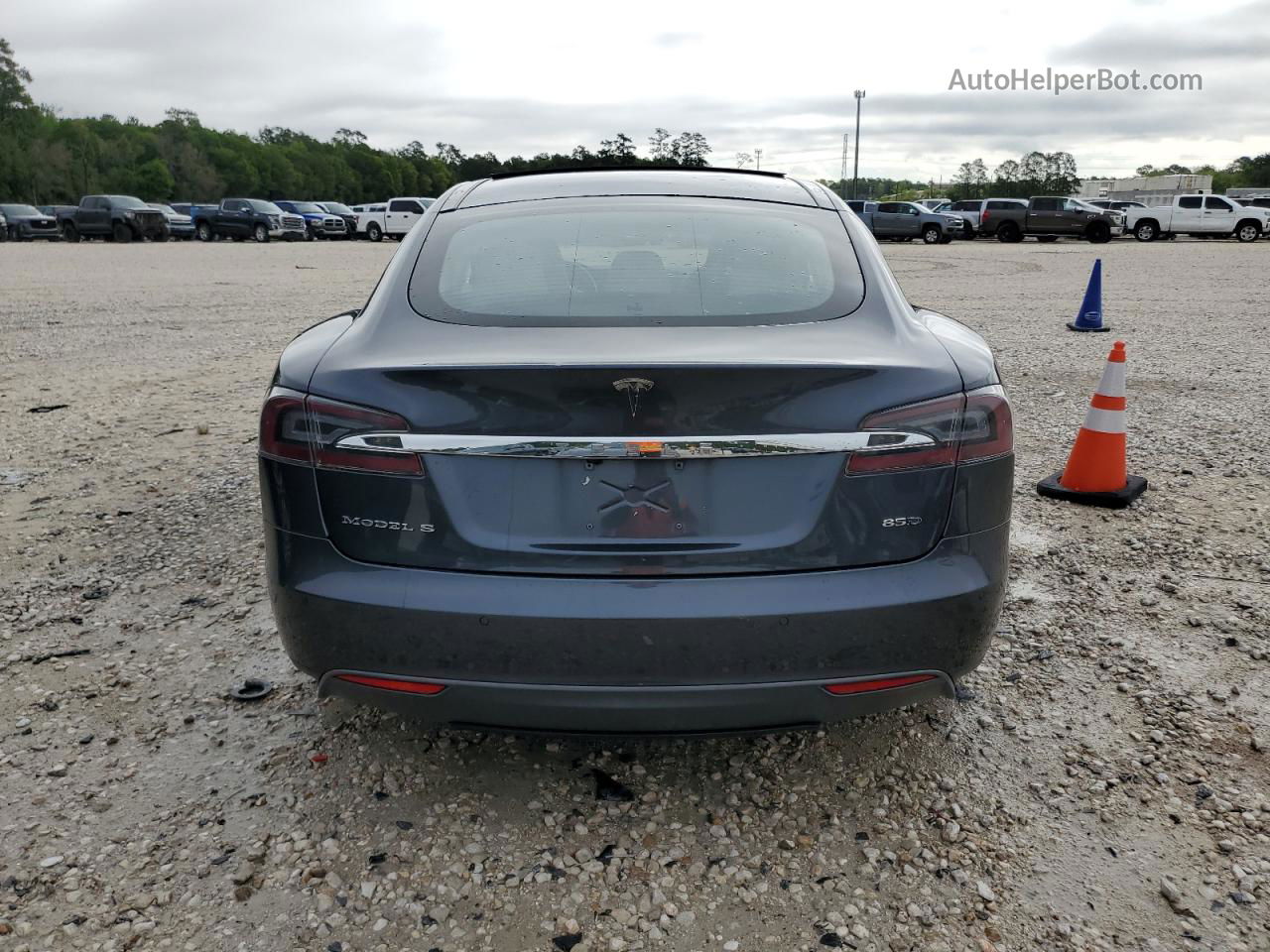 2015 Tesla Model S  Gray vin: 5YJSA1E22FF119765