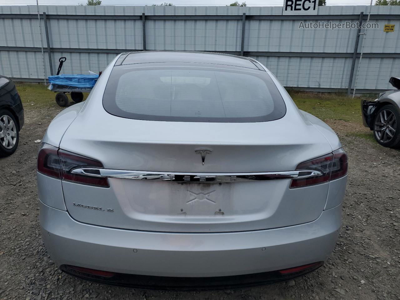 2016 Tesla Model S  Silver vin: 5YJSA1E22GF162410