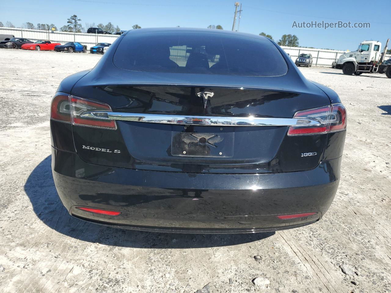 2018 Tesla Model S  Black vin: 5YJSA1E22JF244158