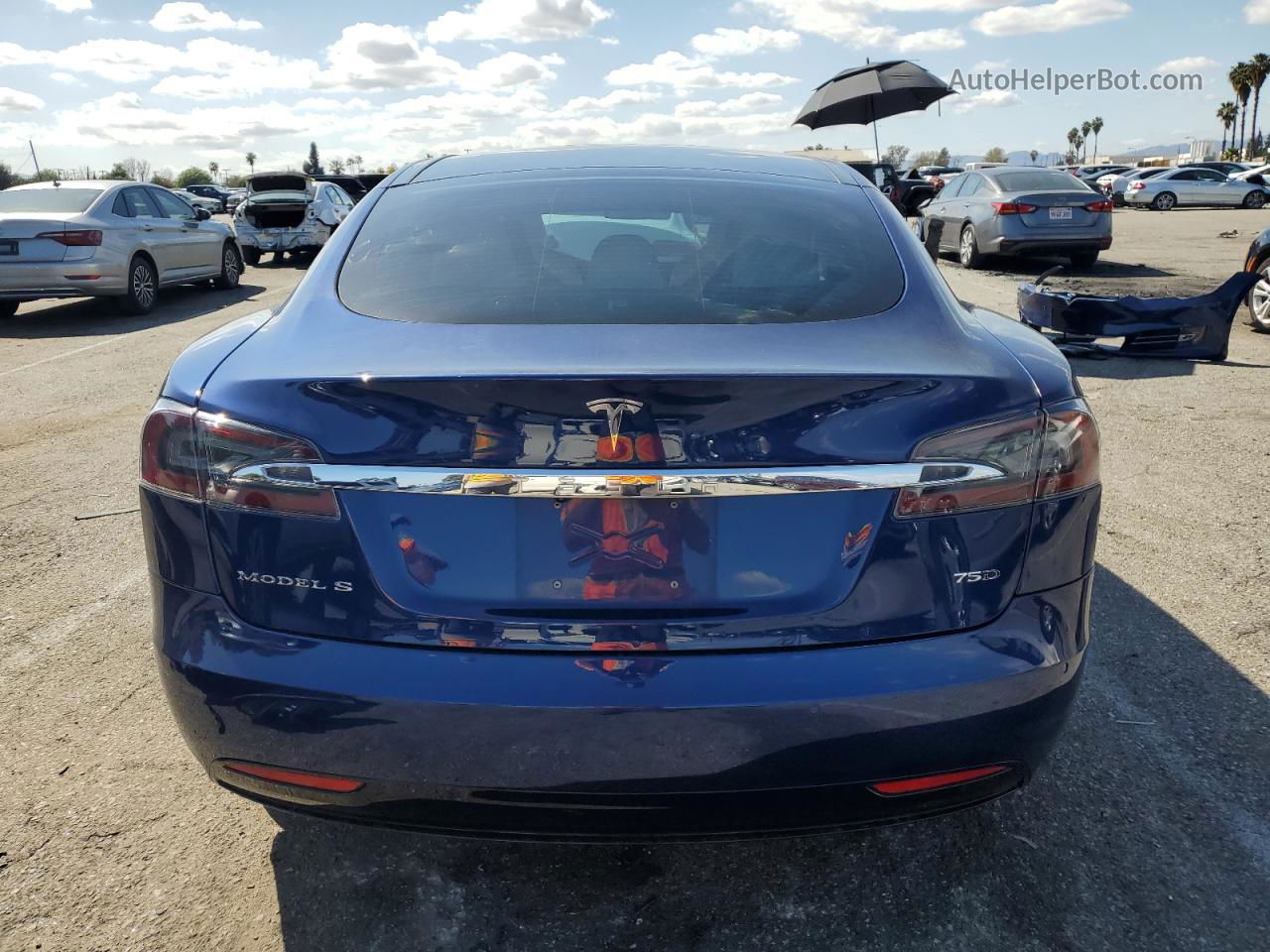 2018 Tesla Model S  Синий vin: 5YJSA1E22JF271599