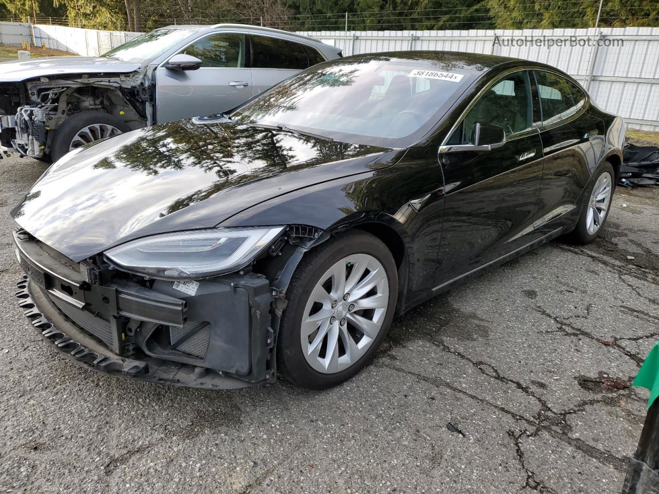 2018 Tesla Model S  Черный vin: 5YJSA1E22JF291772