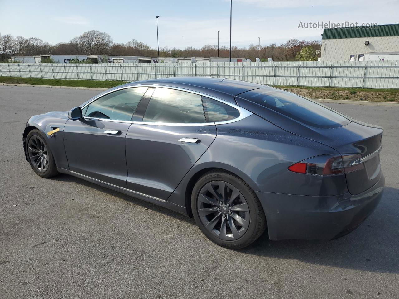 2019 Tesla Model S  Gray vin: 5YJSA1E22KF338655