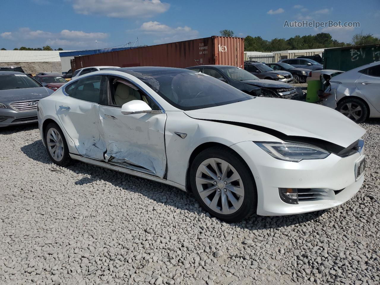 2020 Tesla Model S  Белый vin: 5YJSA1E22LF369101