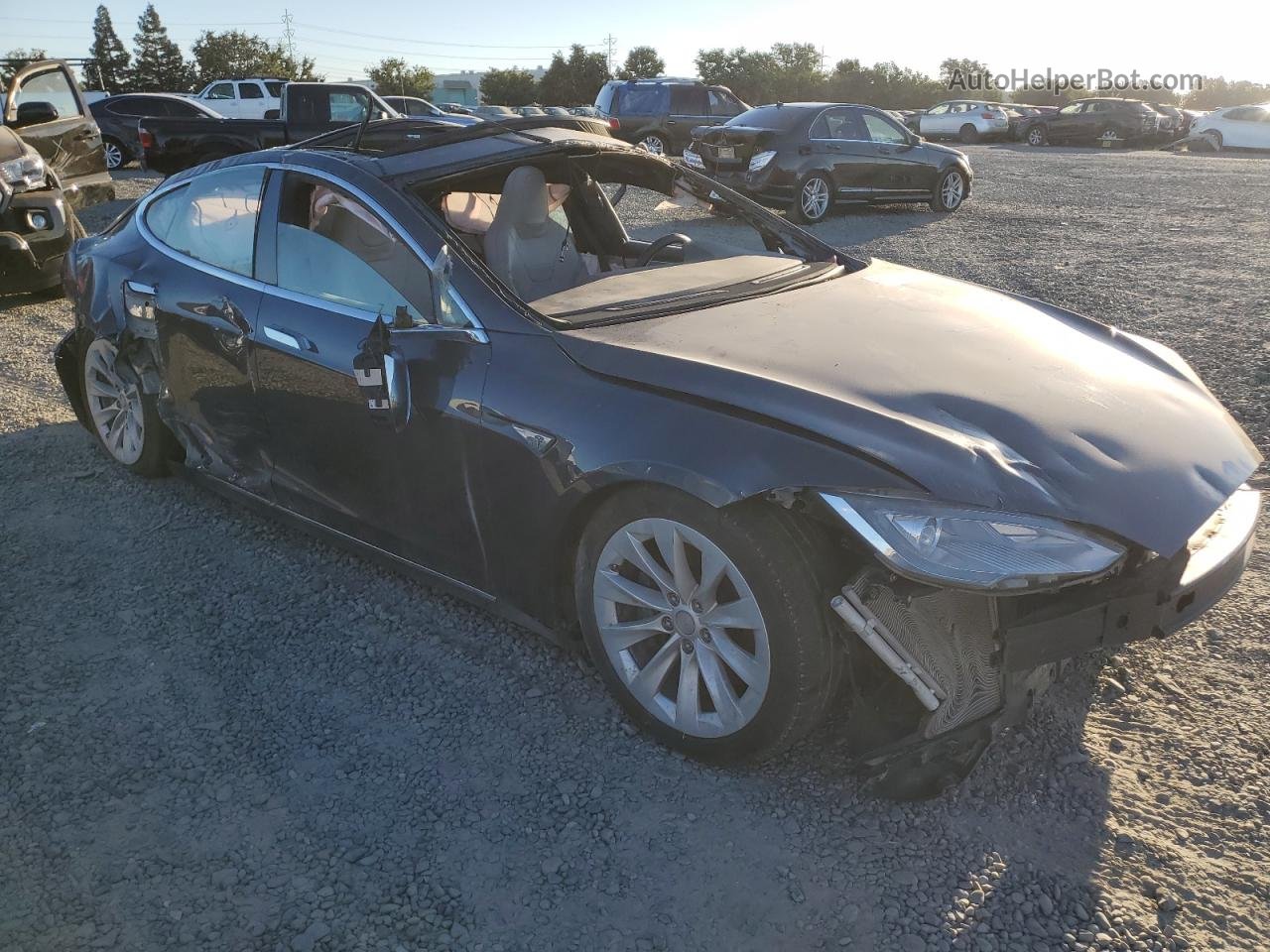 2015 Tesla Model S  Серый vin: 5YJSA1E23FF107656