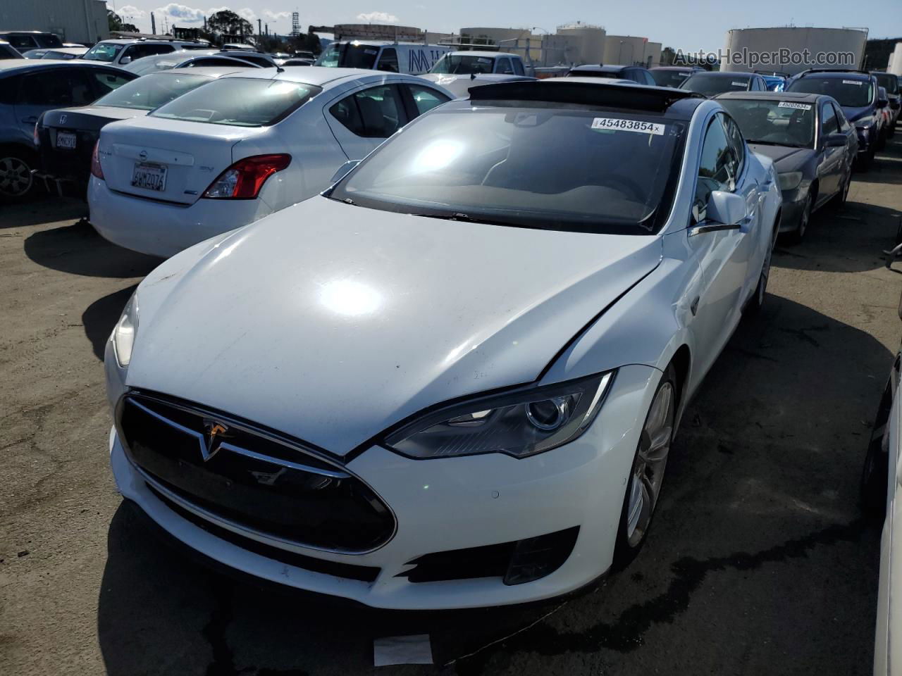 2016 Tesla Model S  White vin: 5YJSA1E23GF129416