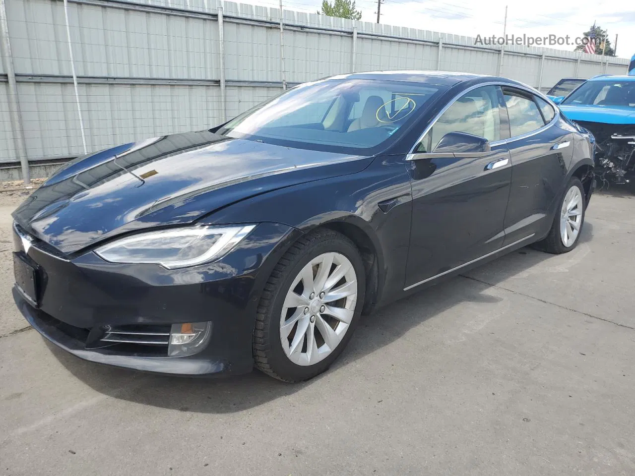 2018 Tesla Model S  Black vin: 5YJSA1E23JF281946