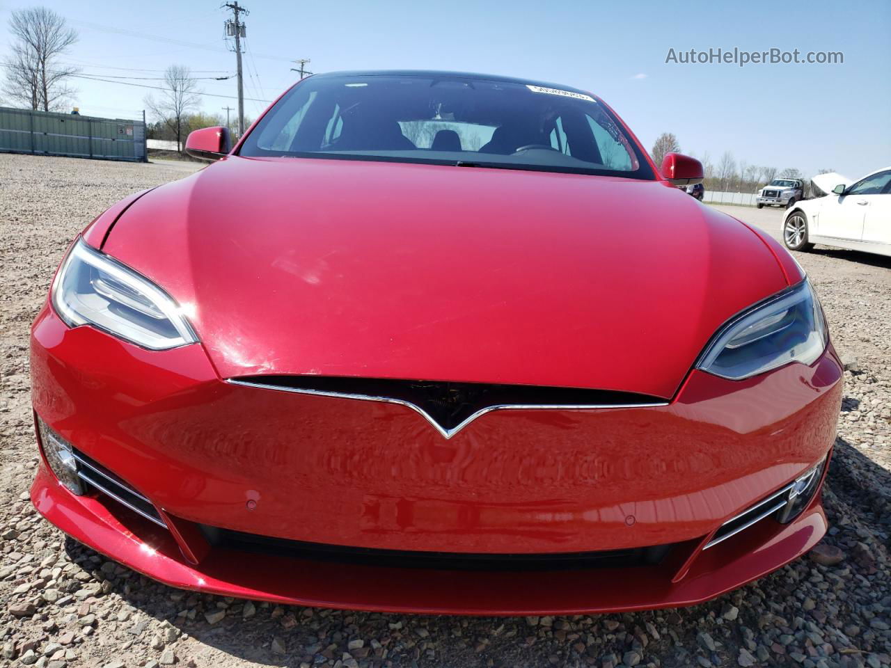 2019 Tesla Model S  Red vin: 5YJSA1E23KF311772