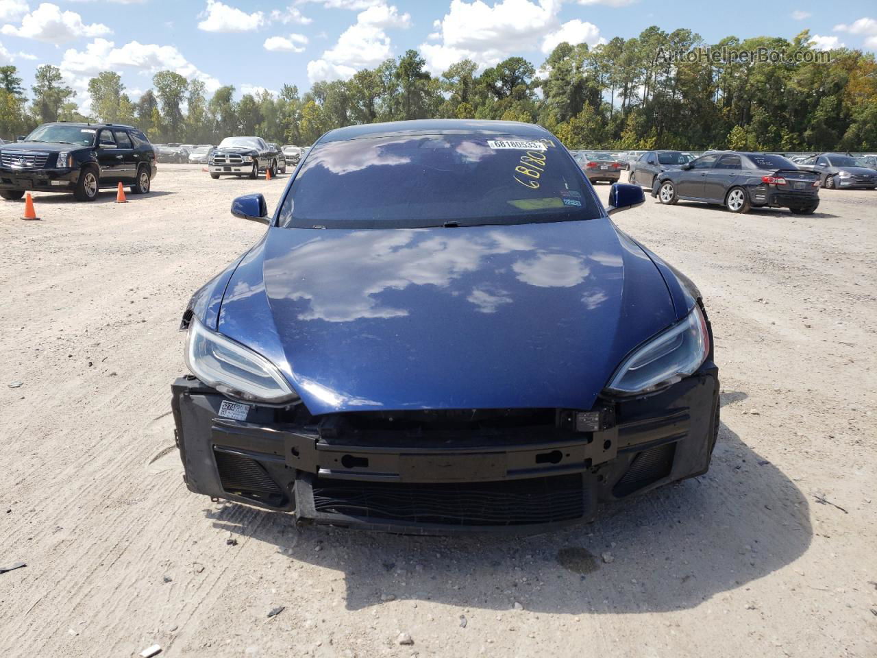 2019 Tesla Model S  Blue vin: 5YJSA1E23KF345758