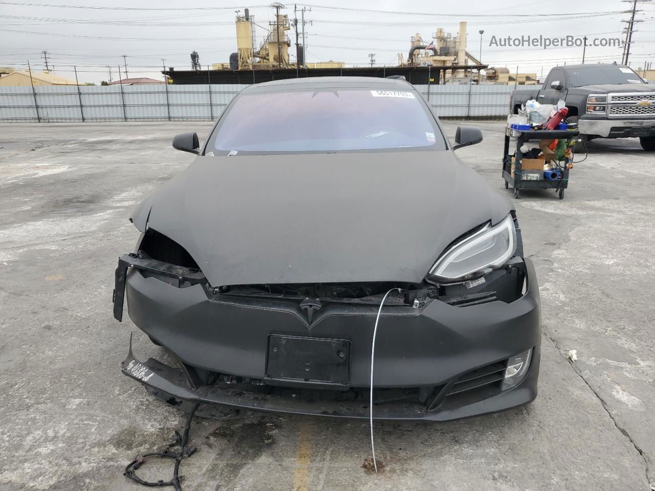 2018 Tesla Model S  Черный vin: 5YJSA1E24JF259292