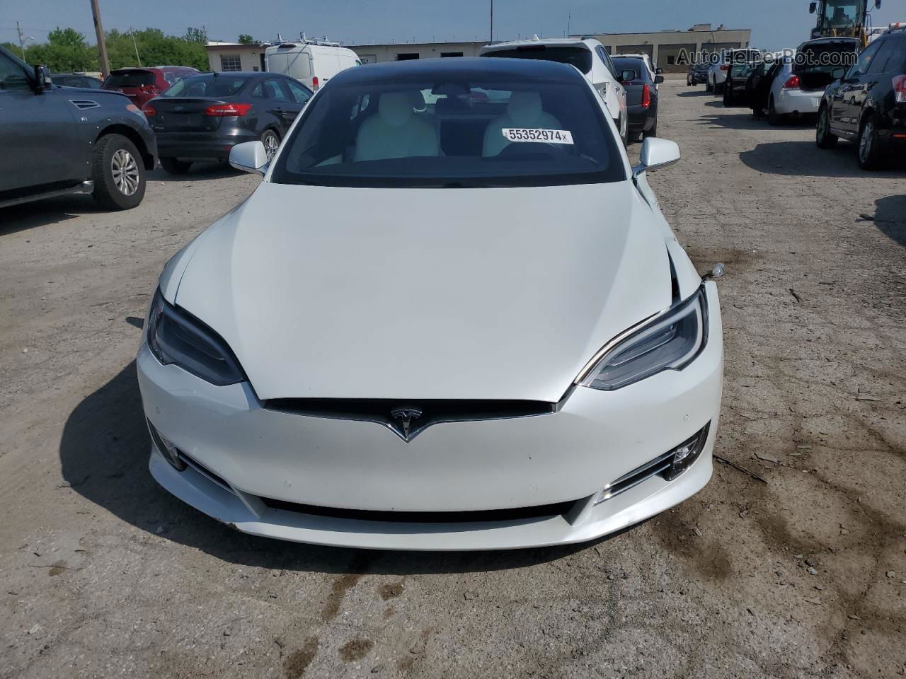 2020 Tesla Model S  White vin: 5YJSA1E24LF364014