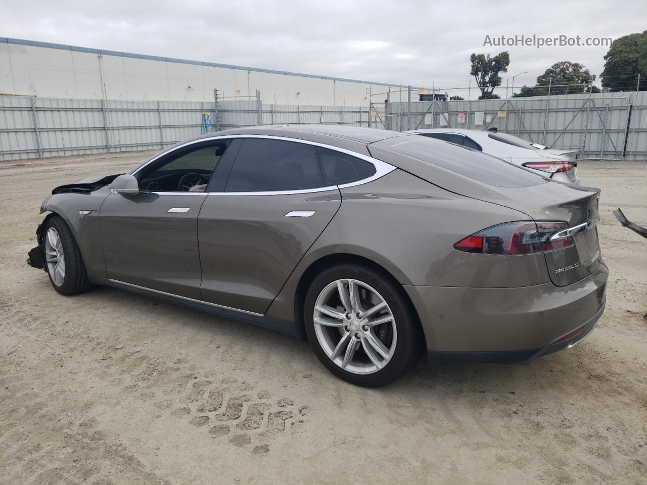 2016 Tesla Model S  Gray vin: 5YJSA1E25GF126629