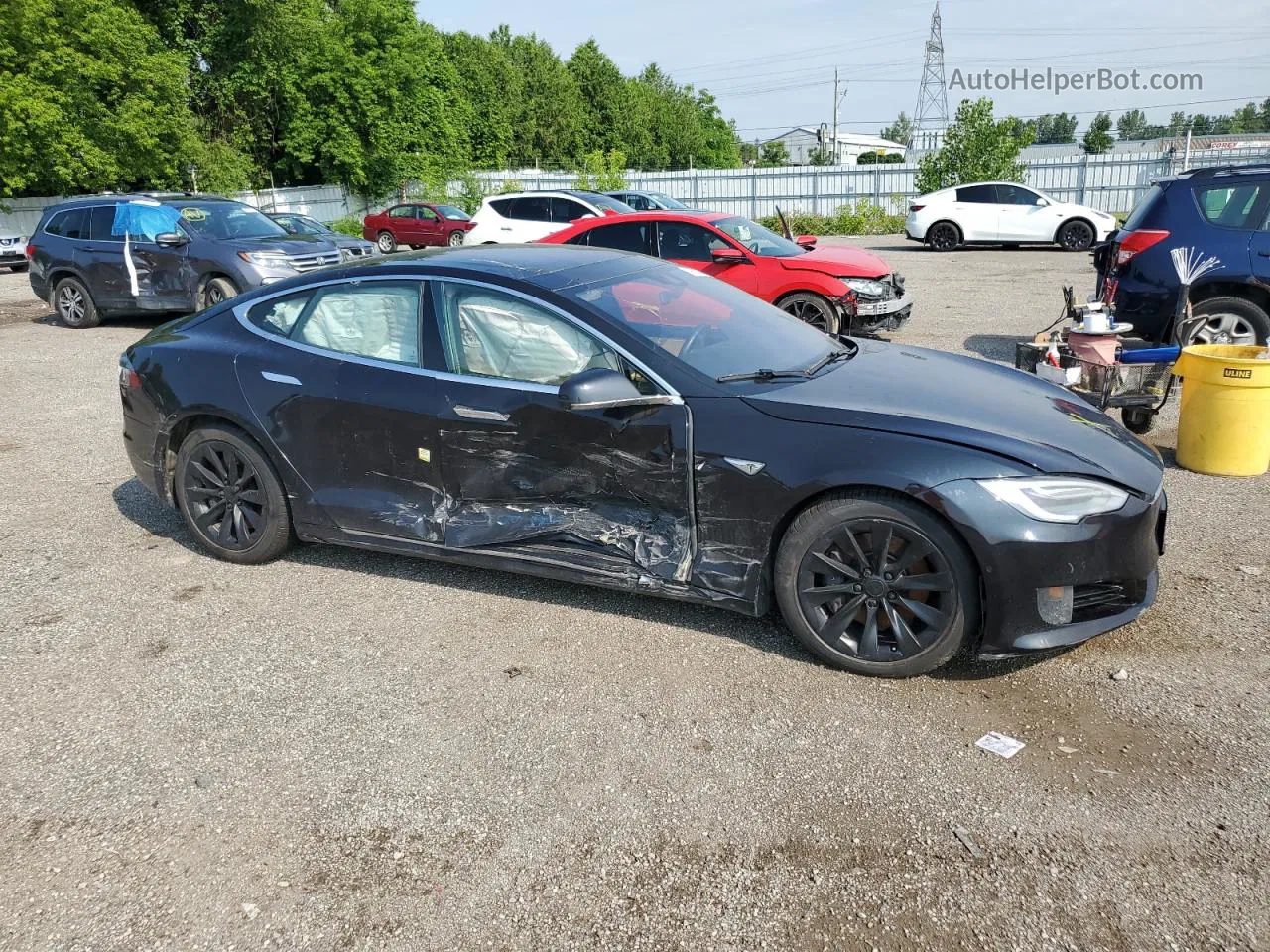 2016 Tesla Model S  Black vin: 5YJSA1E25GF149361