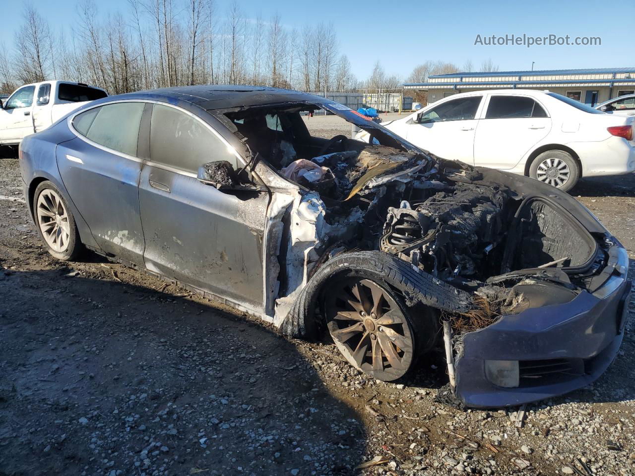 2016 Tesla Model S  Blue vin: 5YJSA1E25GF159601