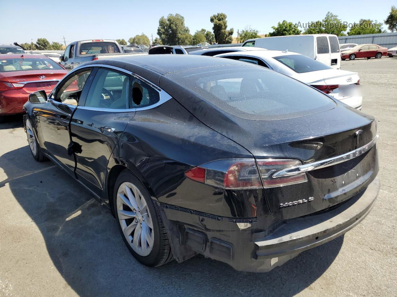 2016 Tesla Model S  Black vin: 5YJSA1E25GF168864