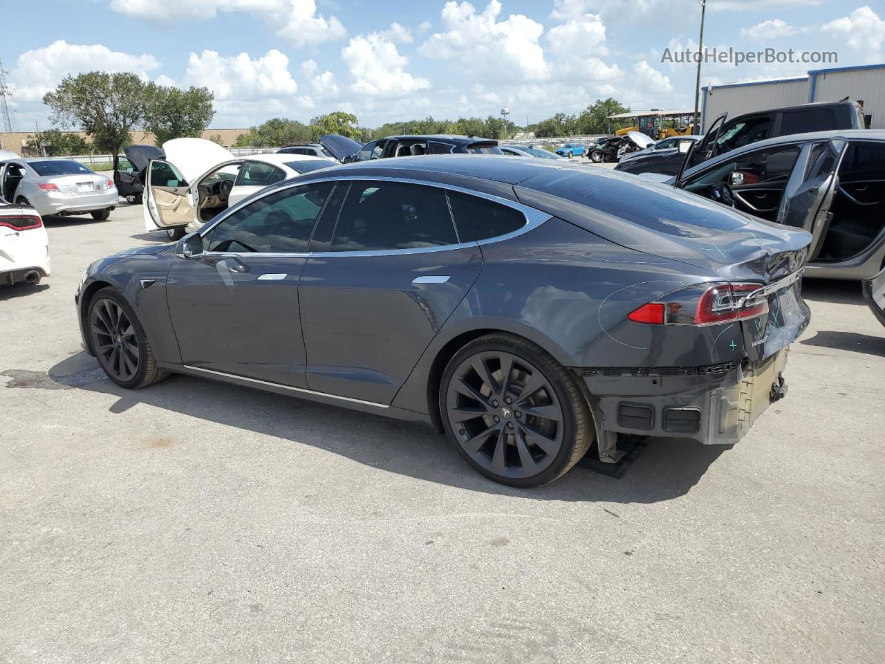 2018 Tesla Model S  Gray vin: 5YJSA1E25JF272701