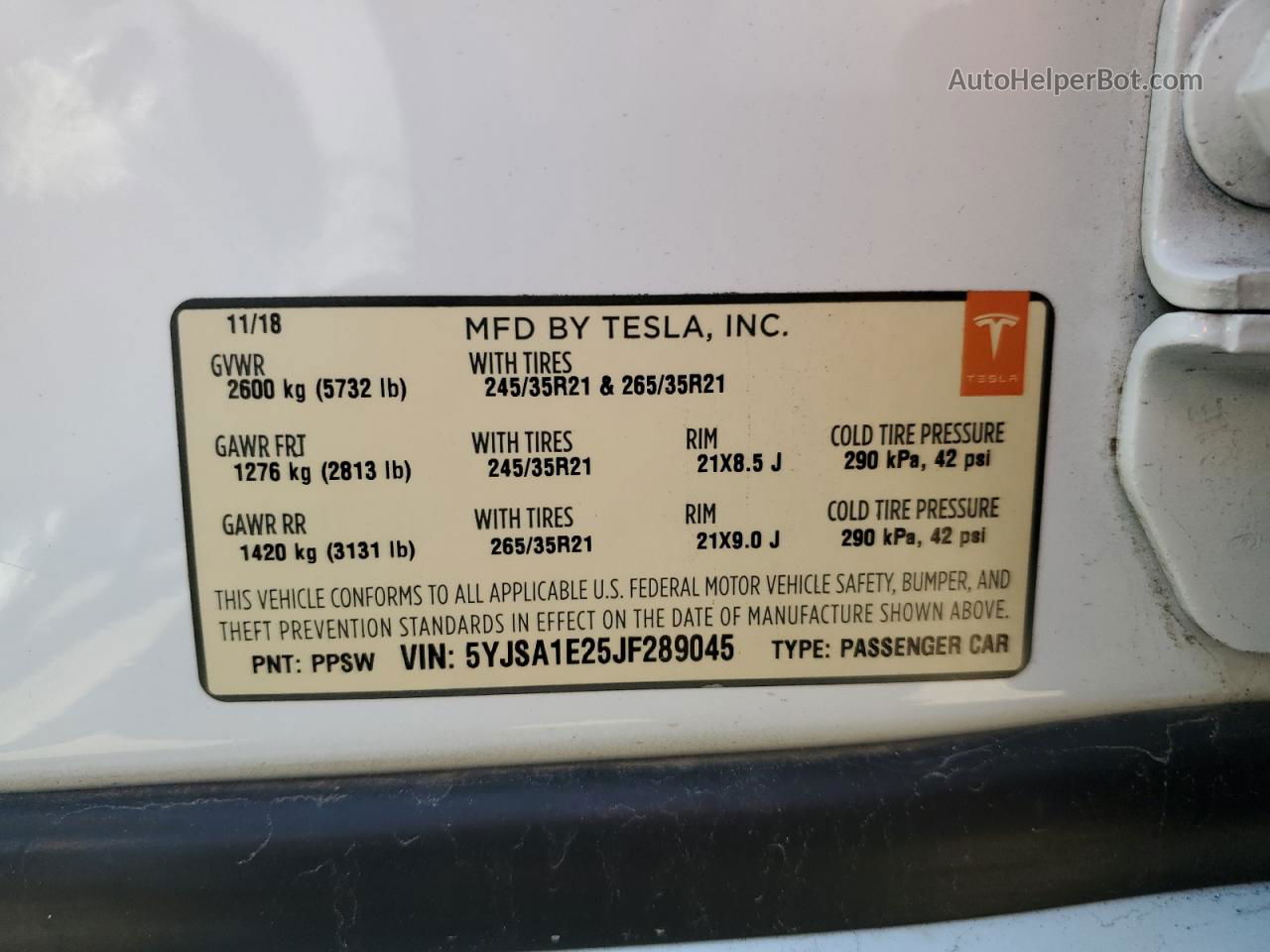 2018 Tesla Model S  White vin: 5YJSA1E25JF289045