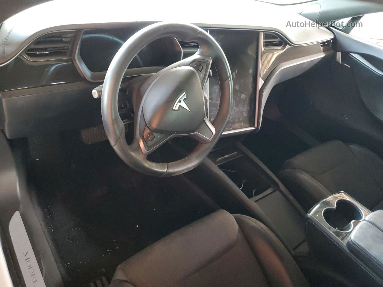 2018 Tesla Model S  White vin: 5YJSA1E25JF294987