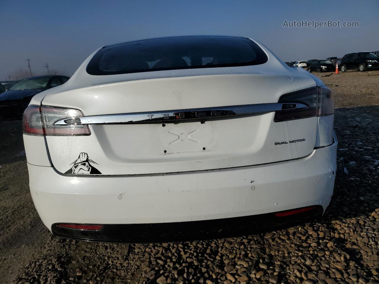 2019 Tesla Model S  Белый vin: 5YJSA1E25KF334986