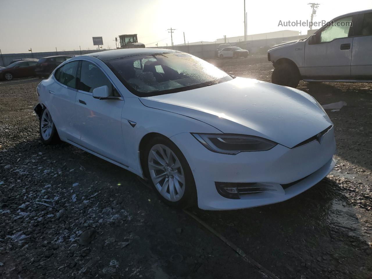 2019 Tesla Model S  Белый vin: 5YJSA1E25KF334986