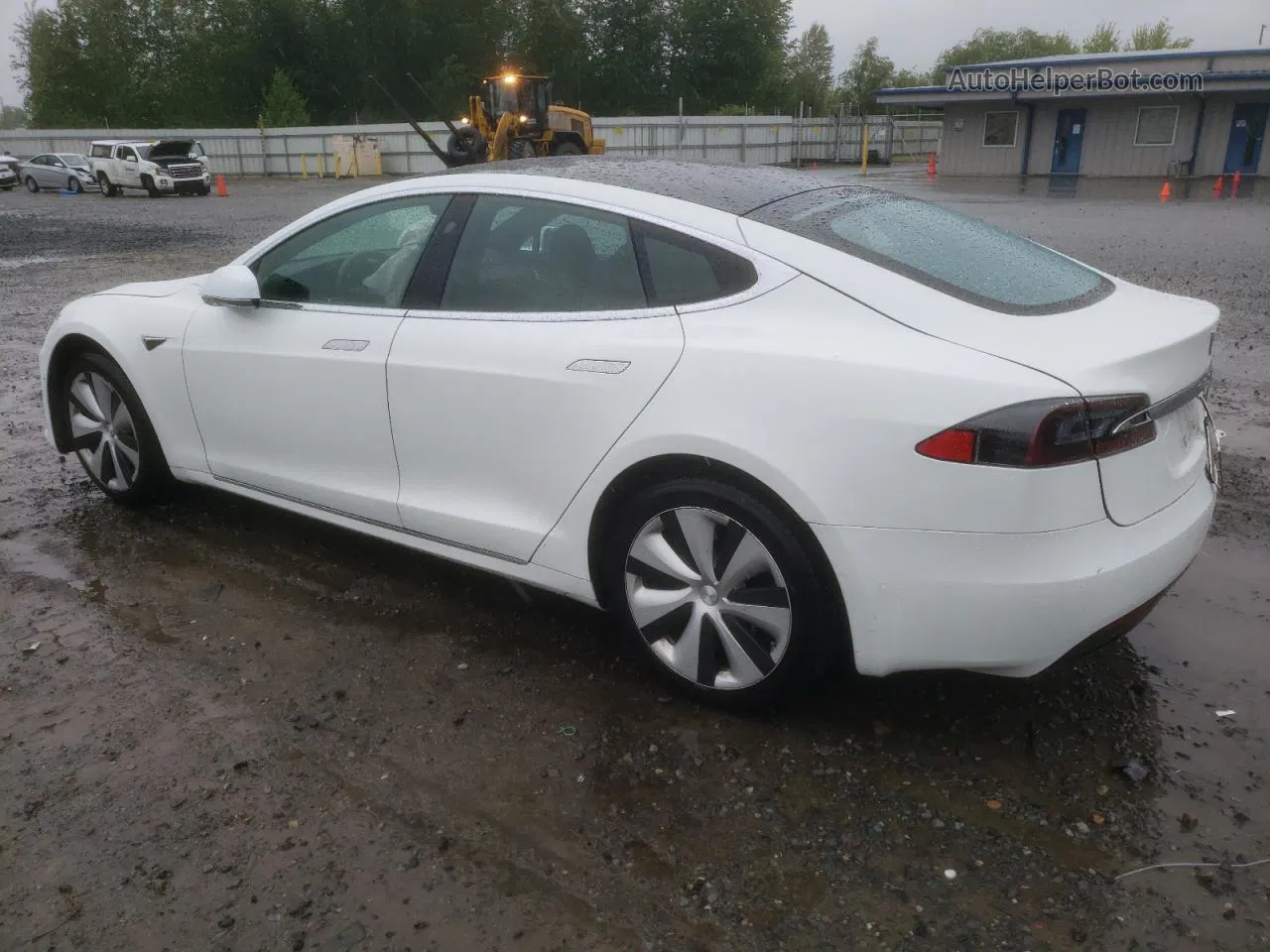 2020 Tesla Model S  White vin: 5YJSA1E25LF391500