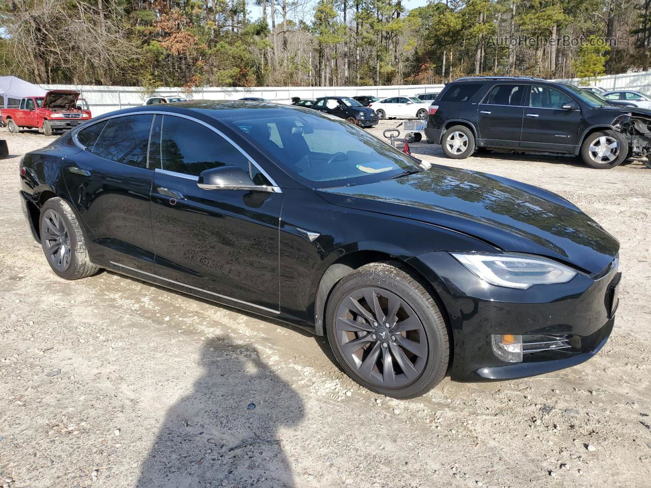 2020 Tesla Model S  Black vin: 5YJSA1E25LF400213